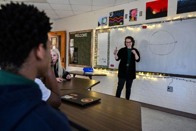 Unlocking-Personal-Growth-Oak Hills-Summer-Programs.